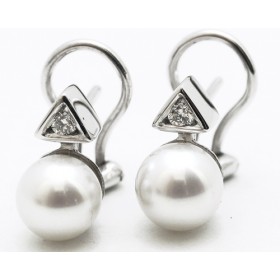 White gold earrings with pearls and diamonds