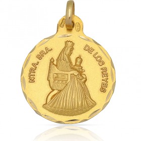 Medalla de la Virgen de los Reyes de oro de 18 quilates